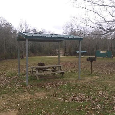 Whispering Creek Lodging & Rv Resort Newton Εξωτερικό φωτογραφία