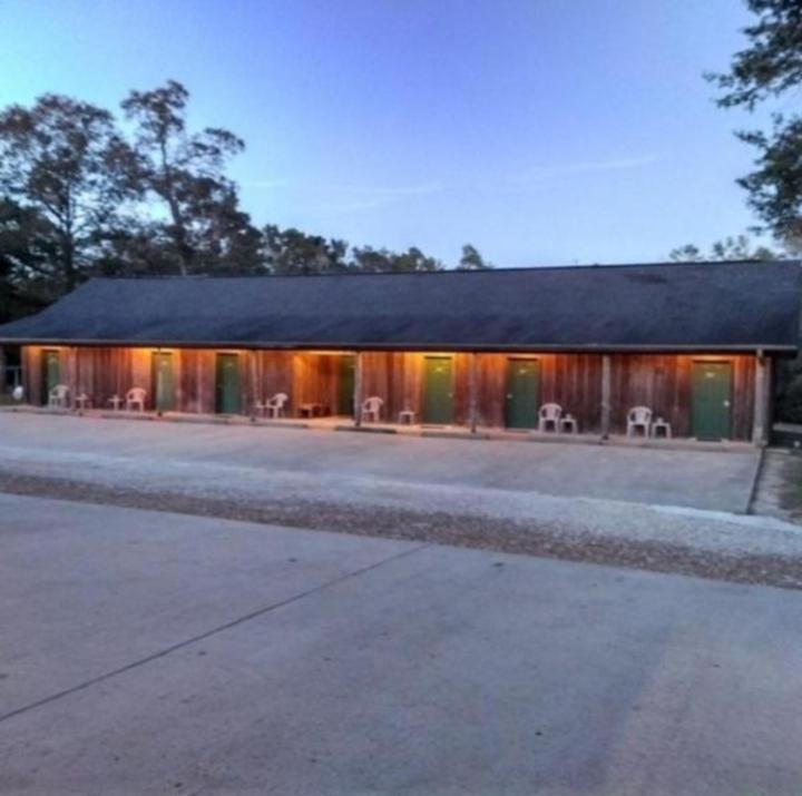 Whispering Creek Lodging & Rv Resort Newton Εξωτερικό φωτογραφία