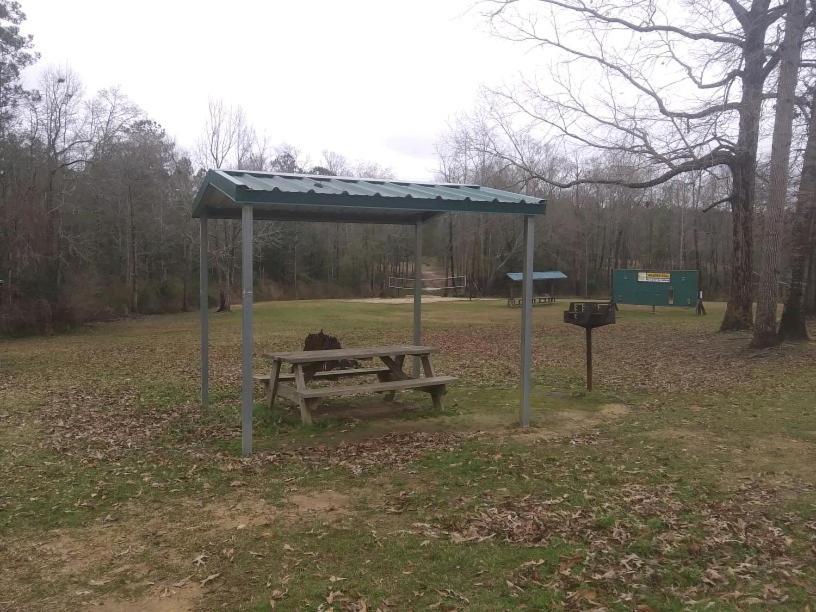 Whispering Creek Lodging & Rv Resort Newton Εξωτερικό φωτογραφία